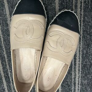CHANEL Cream and Black Espadrilles Classic Design